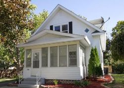 Pre-foreclosure in  E 9TH ST Des Moines, IA 50316