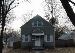 Pre-foreclosure in  3RD ST SW Mount Vernon, IA 52314