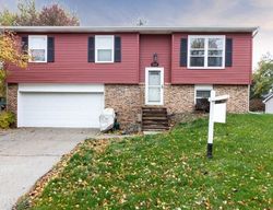 Pre-foreclosure Listing in HOLLANDALE DR VALPARAISO, IN 46383
