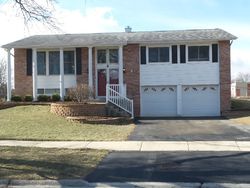 Pre-foreclosure in  PURCHASE CT Bolingbrook, IL 60440