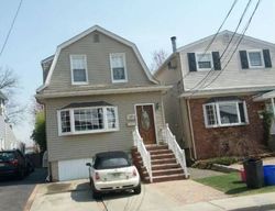 Pre-foreclosure in  FARM RD Secaucus, NJ 07094