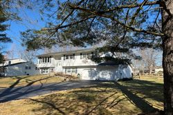 Pre-foreclosure in  HANKINS RD Hightstown, NJ 08520