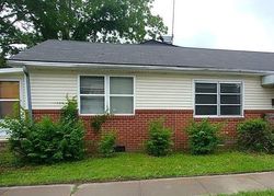 Pre-foreclosure Listing in S HYDE PARK HERTFORD, NC 27944