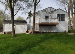  W Pleasant View Dr, Mchenry IL