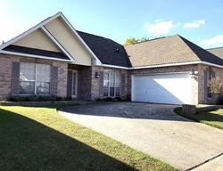 Pre-foreclosure in  STEEPLE CHASE LN New Orleans, LA 70131
