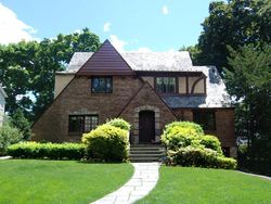 Pre-foreclosure Listing in HILLSIDE RD LARCHMONT, NY 10538
