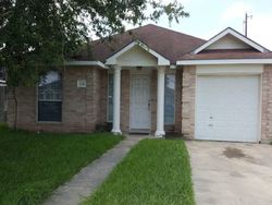 Pre-foreclosure Listing in LINSAY AVE WESLACO, TX 78596