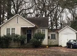Pre-foreclosure in  ECHLES ST Memphis, TN 38111