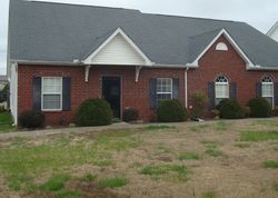 Pre-foreclosure Listing in BRIGGS LN SPRING HILL, TN 37174