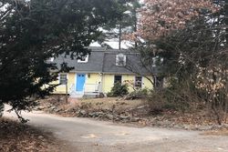 Pre-foreclosure Listing in PARKVALE RD NEEDHAM, MA 02492