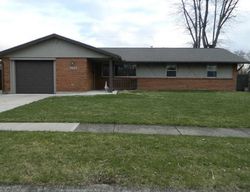 Pre-foreclosure in  SANDBURY DR Dayton, OH 45424