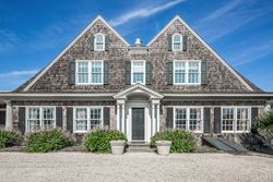 Pre-foreclosure Listing in GIN LN SOUTHAMPTON, NY 11968