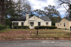 Pre-foreclosure in  RALSTON RD Mobile, AL 36606
