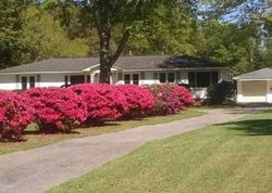 Pre-foreclosure Listing in PINEWOOD DR THEODORE, AL 36582