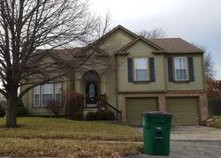 Pre-foreclosure Listing in SE WINCHESTER DR LEES SUMMIT, MO 64063