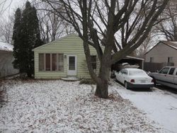 Pre-foreclosure in  DELLA ST Crystal Lake, IL 60014