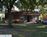 Pre-foreclosure in  ENDEAVOR WAY Louisville, KY 40219