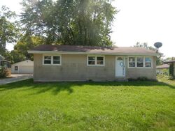 Pre-foreclosure in  17TH AVE Eldora, IA 50627