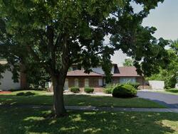 Pre-foreclosure in  HAMLIN AVE Flossmoor, IL 60422