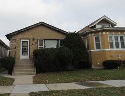 Pre-foreclosure in  E 85TH ST Chicago, IL 60617