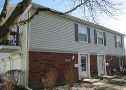 Pre-foreclosure in  CARDINAL CT Schaumburg, IL 60194