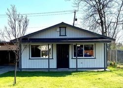 Pre-foreclosure in  5TH ST Clovis, CA 93611