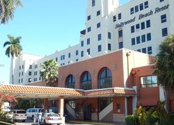 Pre-foreclosure in  N OCEAN DR  Hollywood, FL 33019