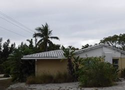Pre-foreclosure in  DE NARVAEZ DR Longboat Key, FL 34228
