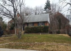 Pre-foreclosure Listing in WAYNE DR ANNANDALE, VA 22003