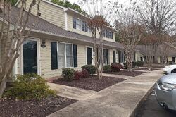 Pre-foreclosure in  GATEHOUSE LN Durham, NC 27707