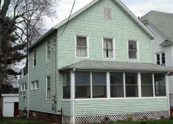 Pre-foreclosure Listing in LIBERTY ST MIDDLETOWN, CT 06457