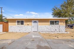 Pre-foreclosure in  3RD ST E Lancaster, CA 93535