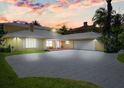 Pre-foreclosure in  CAYUGA RD Fort Lauderdale, FL 33308