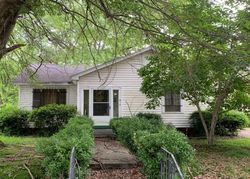 Pre-foreclosure Listing in S HICKORY ST PINE BLUFF, AR 71603