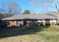 Pre-foreclosure in  AUDUBON RD Montgomery, AL 36111