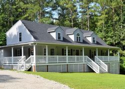 Pre-foreclosure in  COSBY RD Powhatan, VA 23139