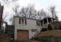Pre-foreclosure in  SUNVIEW DR Pittsburgh, PA 15227