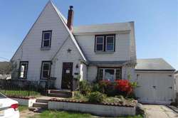 Pre-foreclosure in  HIGHLAND AVE Pennsville, NJ 08070