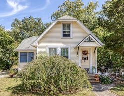 Pre-foreclosure in  MILL ST Mays Landing, NJ 08330