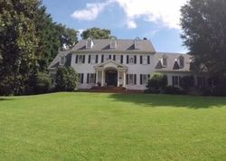 Pre-foreclosure in  ROYENWOOD RD Midlothian, VA 23113