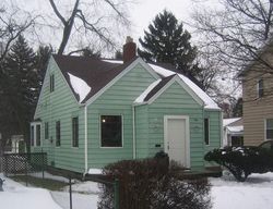 Pre-foreclosure in  SEARLES RD Toledo, OH 43607