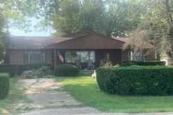 Pre-foreclosure in  LAYHIGH RD Hamilton, OH 45013