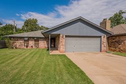 Pre-foreclosure in  NW 24TH CIR Bethany, OK 73008