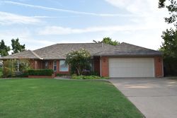 Pre-foreclosure in  NW 115TH ST Oklahoma City, OK 73162