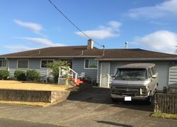 Pre-foreclosure in  NE JARRETT ST Portland, OR 97218