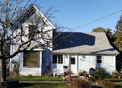 Pre-foreclosure Listing in NE 7TH ST MCMINNVILLE, OR 97128