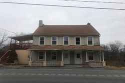 Pre-foreclosure in  MOUNTAIN RD Macungie, PA 18062