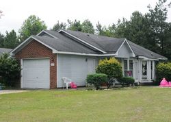 Pre-foreclosure in  ISLAND VIEW DR Hope Mills, NC 28348