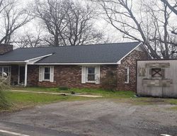 Pre-foreclosure in  OLD GREENVILLE RD Spartanburg, SC 29301