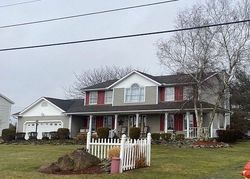 Pre-foreclosure in  RONI ST SW Massillon, OH 44646